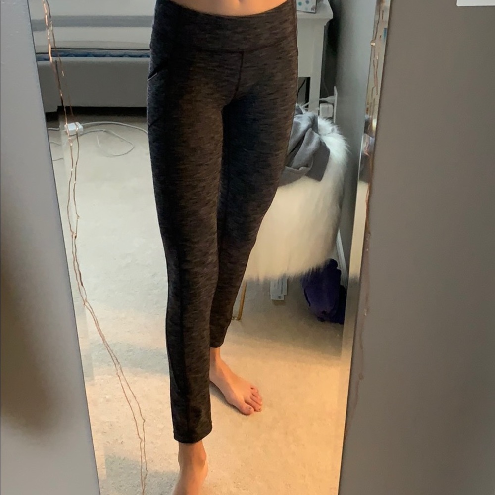 ATHLETA LEGGINGS - Picture 6 of 7